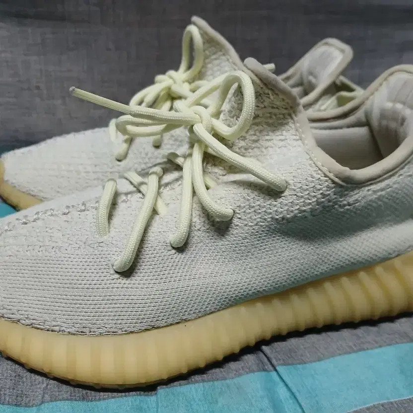 Adidas Yeezy Boost 260 Sneakers - Lightly Used thumbnail 4