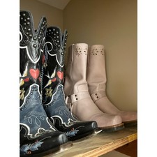 RARE vintage Frye harness pink flower boots