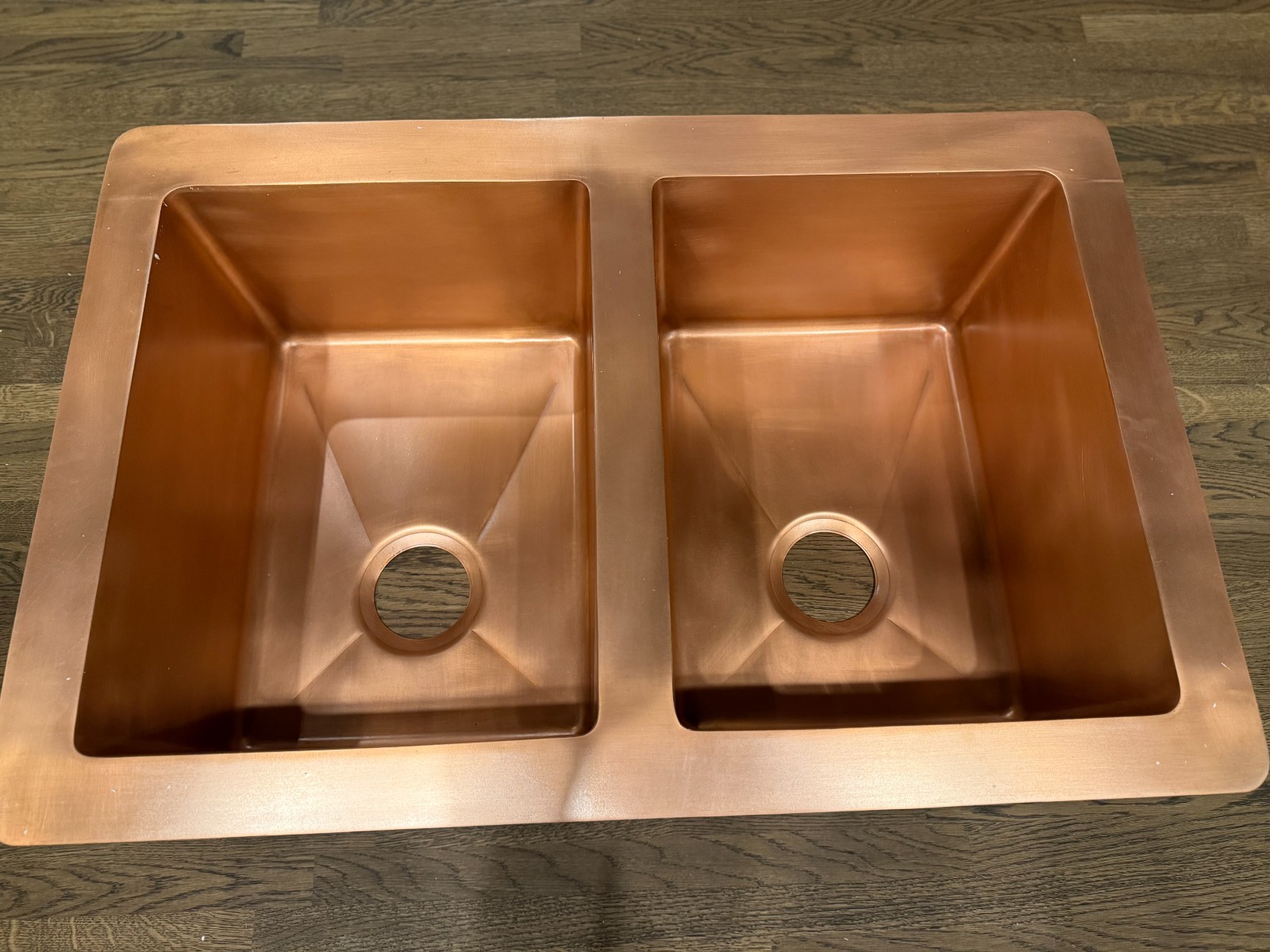 33" Copper Kitchen Sink – DOUBLE Basin (9" Depth, 16-Gauge)
