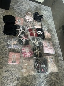 LARGE LOT of VICTORIA SECRET 138 Total Pieces