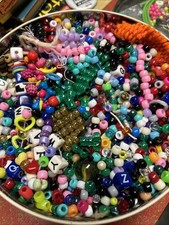 Beads Beads And More Beads Lot Of 1000s