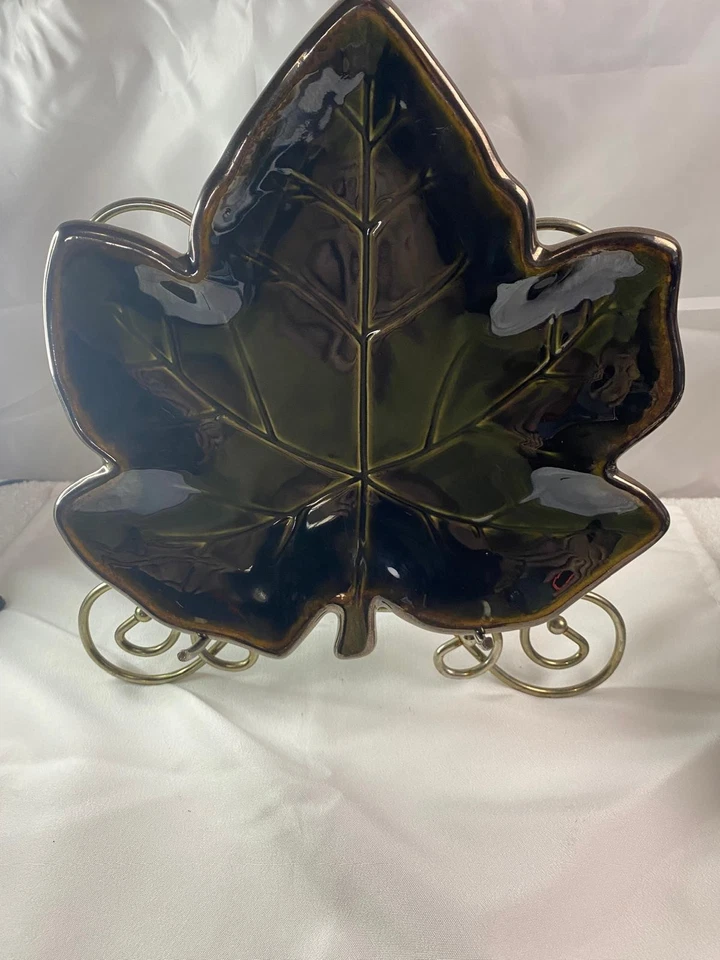 Juego de 4 Platos Mikasa Hoja 9" Gres Marrón/Bronce Retirados 9x9 7/8" Foto 4 de 4