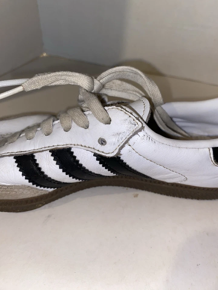 Adidas Niños Samba OG J, Estilo # IE3675, Talla 3.5, Color Blanco/Negro/Goma Foto 4 de 4