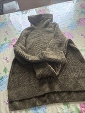 Used Turtle Neck Green Knit Sweater Women's Size S
