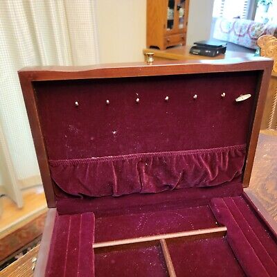 Reed & Barton Eureka Mfg. Wood Jewelry Box 1 Drawer Velvet Reed & Barton Eureka Mfg. Wood Jewelry Box 1 Drawer Velvet