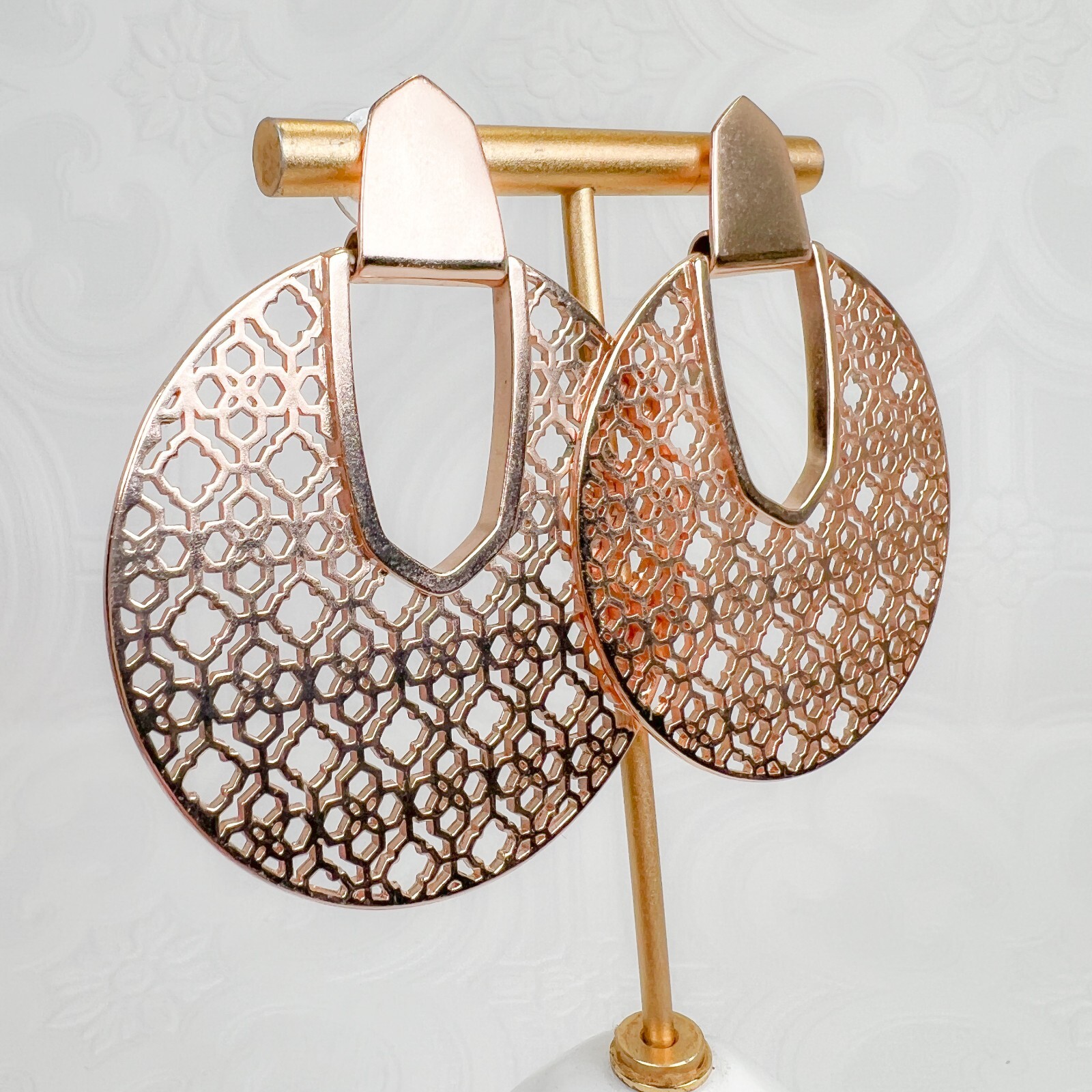 Kendra Scott Large Doorknocker Statement Earrings… - image 1