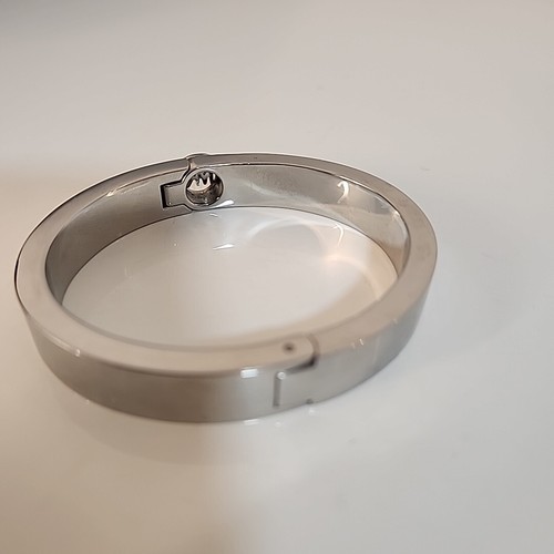 Michael Kors Fulton Silver Tone Delicate Hinge Bangle Bracelet - Picture 9 of 14