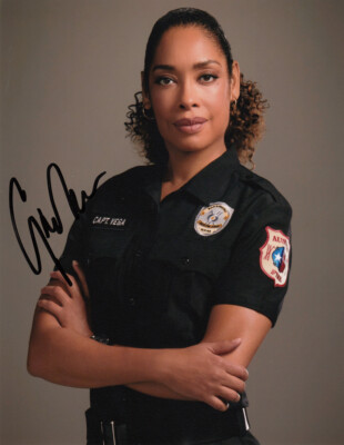 TV SHOW 911 Gina Torres original signiertes 10x8 Foto IN PERSON [17829] + COA