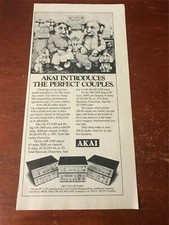 Pubblicità 1978 VINTAGE STAMPA 5X11 PER AKAI AT-2600,AM-2800 AMP/TUNER CHARLES BRAGG ART