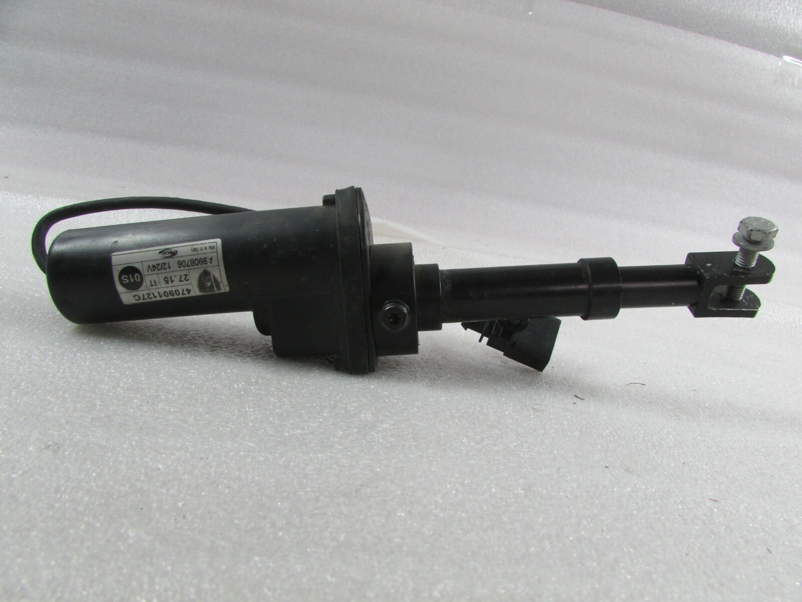 Lamborghini Aventador, Bat Wing Actuator / Motor, Used, P/N 470901127C
