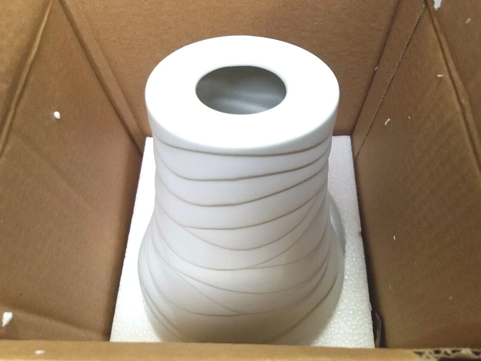 Justice Design Темная Бронза 4-Свет 35-1/4"W Светильник для Туалетного столика с Прозрачным Фарфором - Изображение 4 из 4