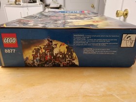 LEGO 8877 Knight Kingdom Vladek's Dark Fortress 2005