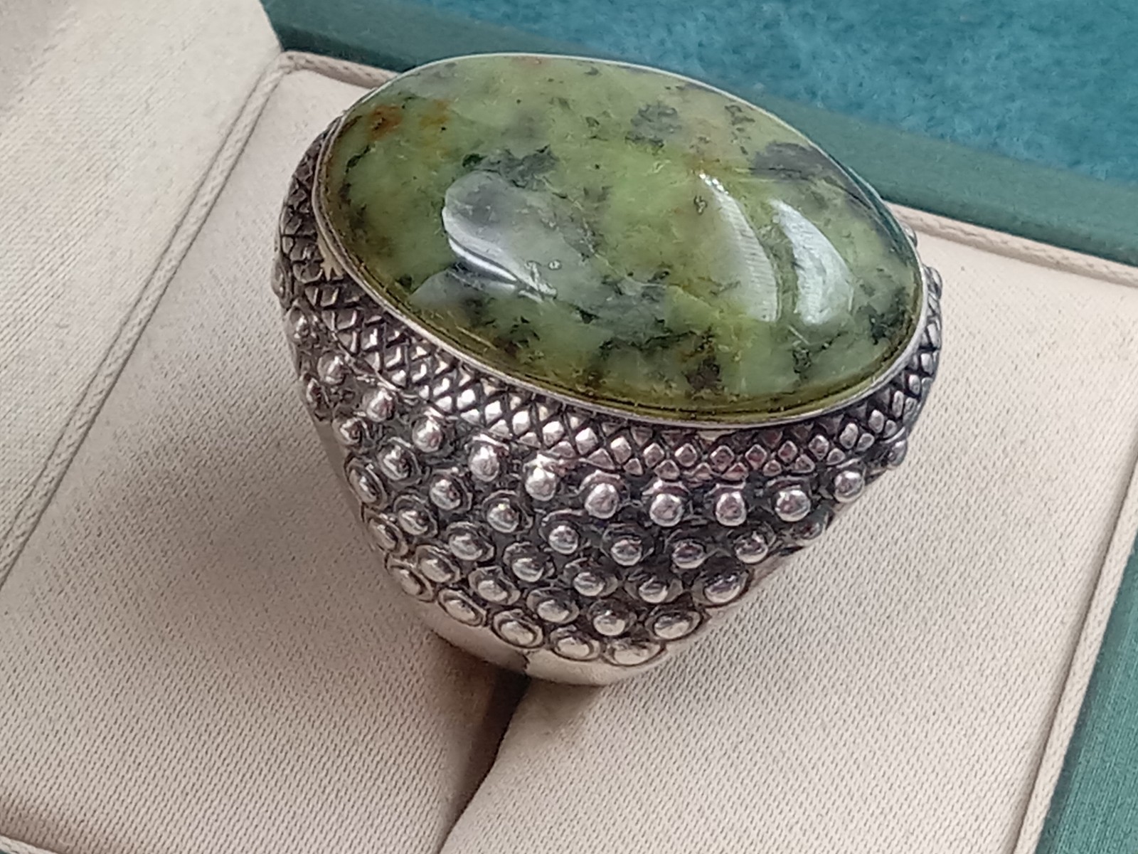 Sterling Silver Statement Ring w Cabochon Green &… - image 4