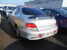 Porte avant et accessoires Hyundai COUPE