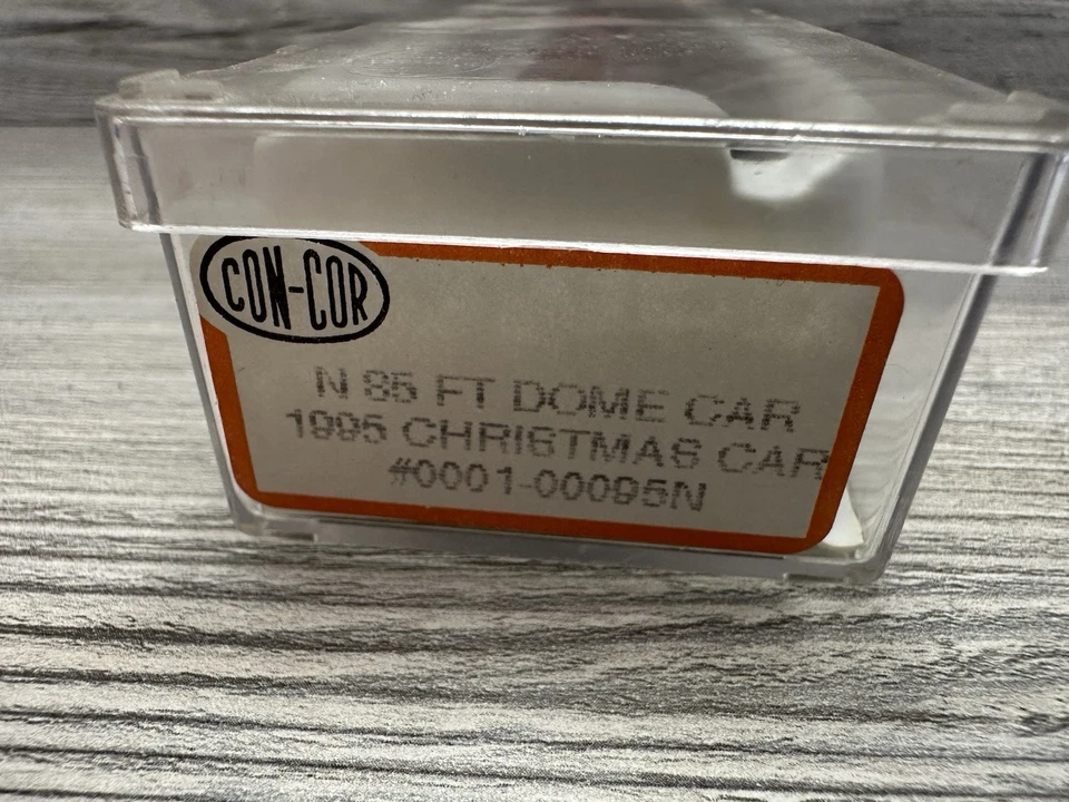 N Scale Christmas 1995 North Pole & Southern Dome Passenger Car CON-COR 00095N . - Image 3 of 4