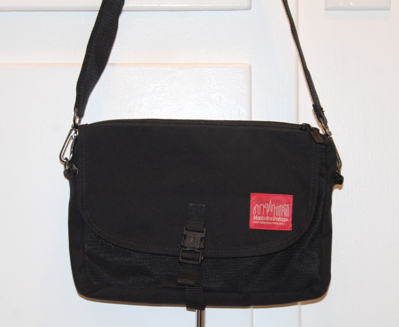 MANHATTAN PORTAGE Cordura Fabric Crossbody Shoulder Bag Black EUC