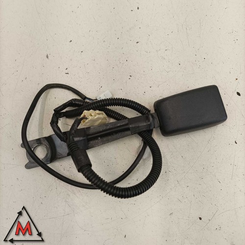 Attacco cintura sicurezza anteriore destra Toyota Yaris 2005-2009 usato (92874) - Picture 2 of 5