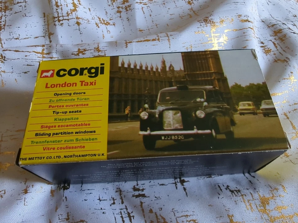 Corgi London Taxi 1979 #425 en caja The Metty Co. JUGUETE COCHE NIÑO NOS DE COLECCIÓN Foto 4 de 4