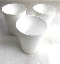 3 weiße Kunststoffbecher - Kunststoff, Becher, Camping, Picknick, Plastik, PE-HD