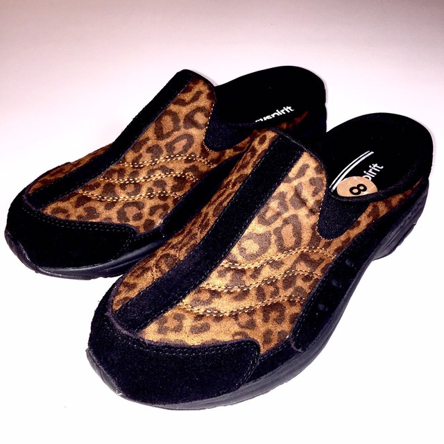 Easy Spirit Traveltime Clogs Leopard Brown Black Suede Athleisure Mules