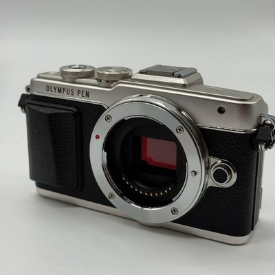 Olympus Pen Lite E-PL7 Silber Spiegellose Digitalkamera Body