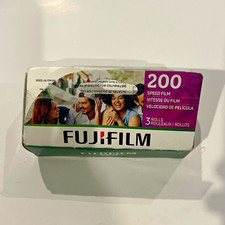 Fujifilm 200 Color 35mm Film ISO 200 3-Pack 36 Exposures Exp 01/2027
