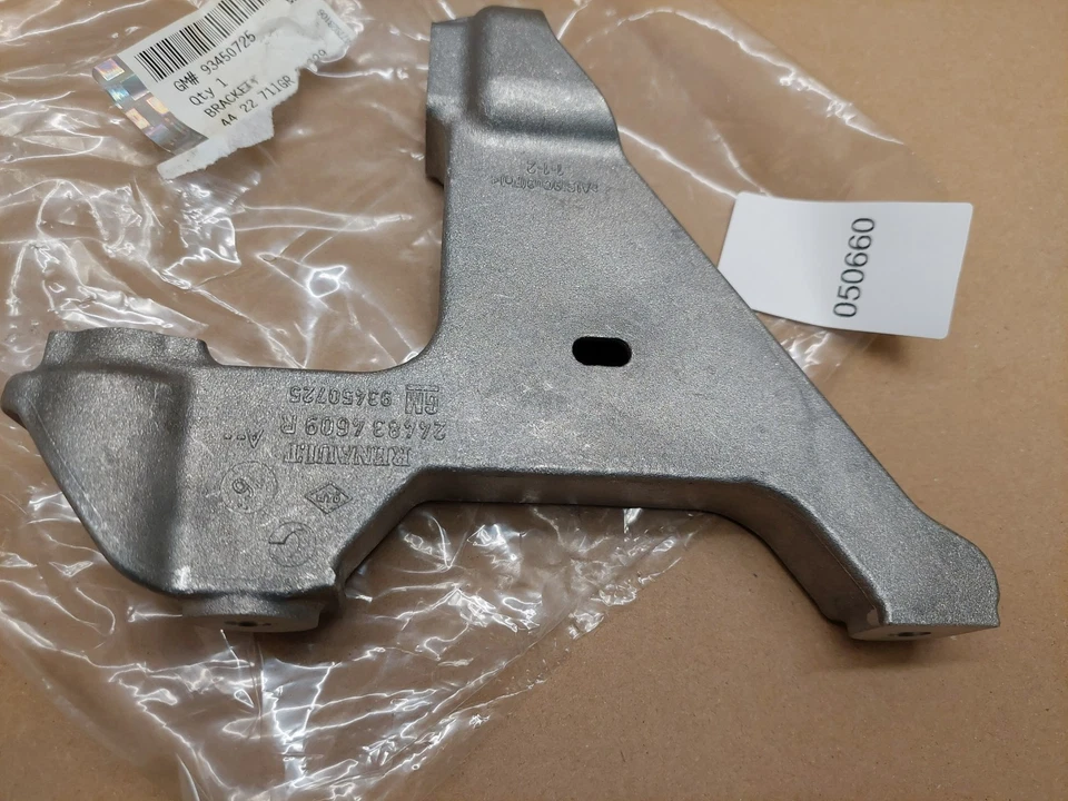 Vauxhall Vivaro Engine Gearbox Mounting Bracket 93450725 2014-2019 Genuine NEW - Image 3 of 4