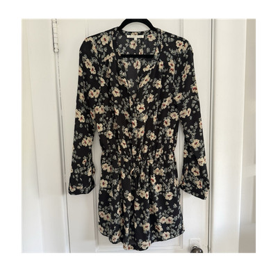 Daniel Rainn Romper Floral V-Neck Long Sleeve Button Down Cinch Waist Sz M
