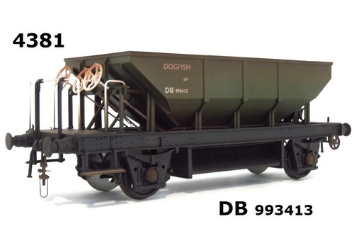 4381 Dogfish Ballast Hopper DB993413 BR Olive (early) Livery Factory Weathered | Condition: New