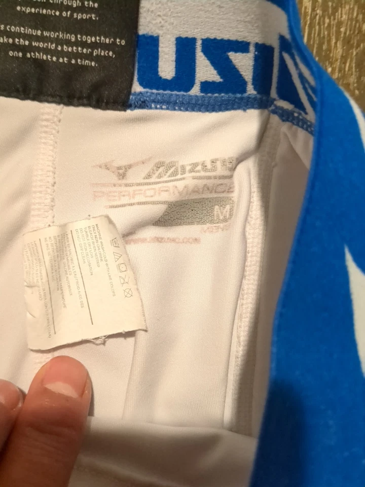 Men's Mizuno Baseball Sliding Shorts White Size Medium - Image 4 of 4