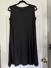 Black Sleeveless A-line Midi Dress With Pockets