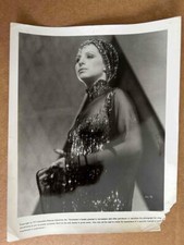 Barbra Streisand closeup in Funny Lady 1975 movie photo 46634