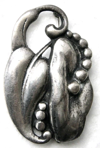 0196:: Brooch Pin Sterling Silver Lilly of the Valley Dimensions: 2″, 18g
