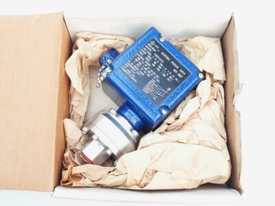 IMP. 「CRUISIN' 」 「SWITCHing 」シングルまとめ売り IMP. 「CRUISIN' 」 「SWITCHing 」シングルまとめ売り IMP