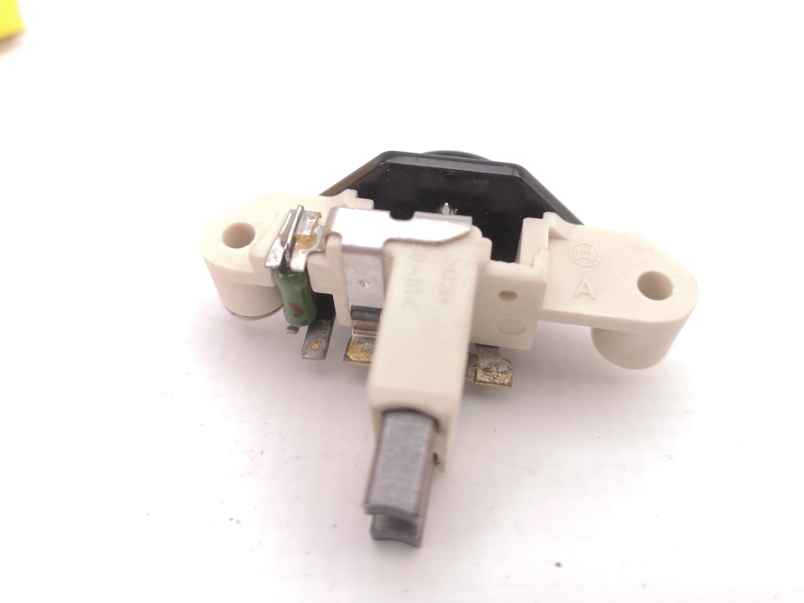 Alternator Voltage Regulator Bosch 1197311239 14V for Audi Volvo 
