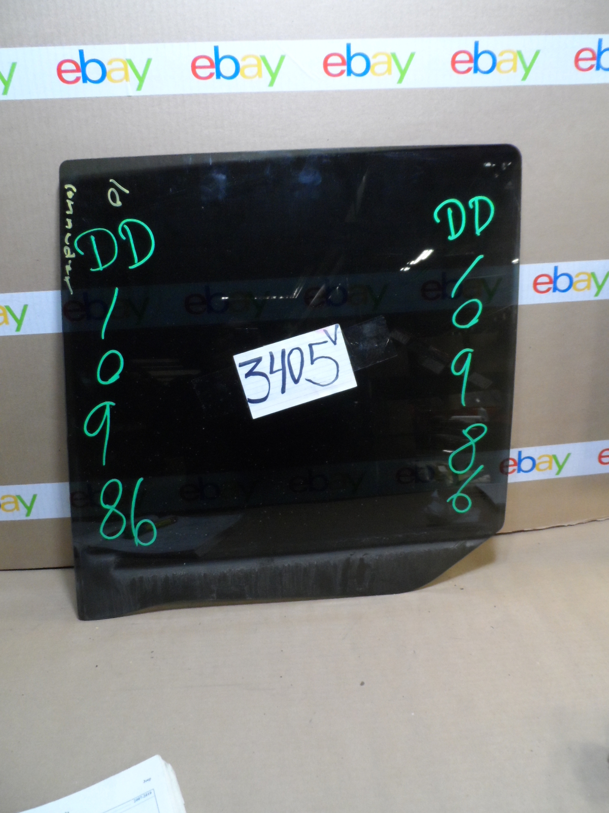 06 - 10 JEEP COMMANDER REAR DRIVER Side Door Glass USED # 3405-V