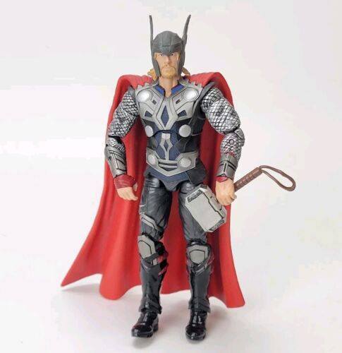 Hasbro Marvel Legends Thor 6” Avengers Movie Figure Walmart Exclusive 2011 Rare