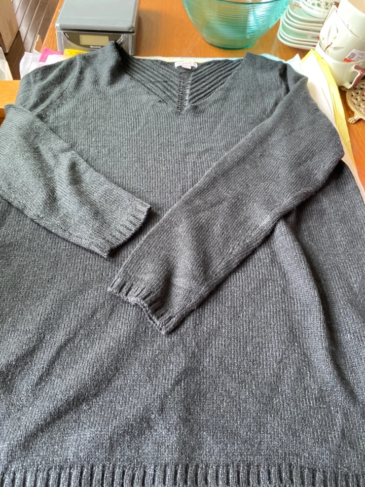 SUÉTER MUJER MERONA NEGRO XL CUELLO EN V Foto 3 de 4