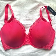 NWT Natori Feathers Full Figure Contour Under...