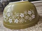 Vintage Pyrex #403 Spring Blossom Crazy Daisy Nesting Bowl 2 1/2 Quart