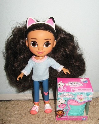 DreamWorks Gabbys Dollhouse 8  Doll / Cat Ears plus a NEW Surprise Figure