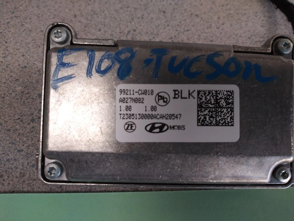 Hyundai Tucson 2023 cámara/proyector parabrisas montado se adapta a 22-23  Foto 3 de 4