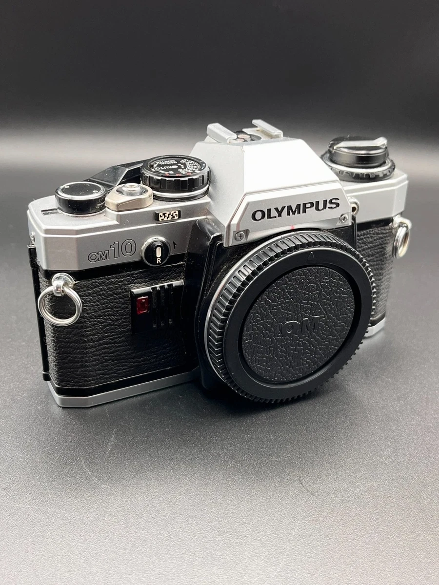 Lot Olympus OM 10 + 3 Objectifs Zuiko + Accessoires - État Exceptionnel