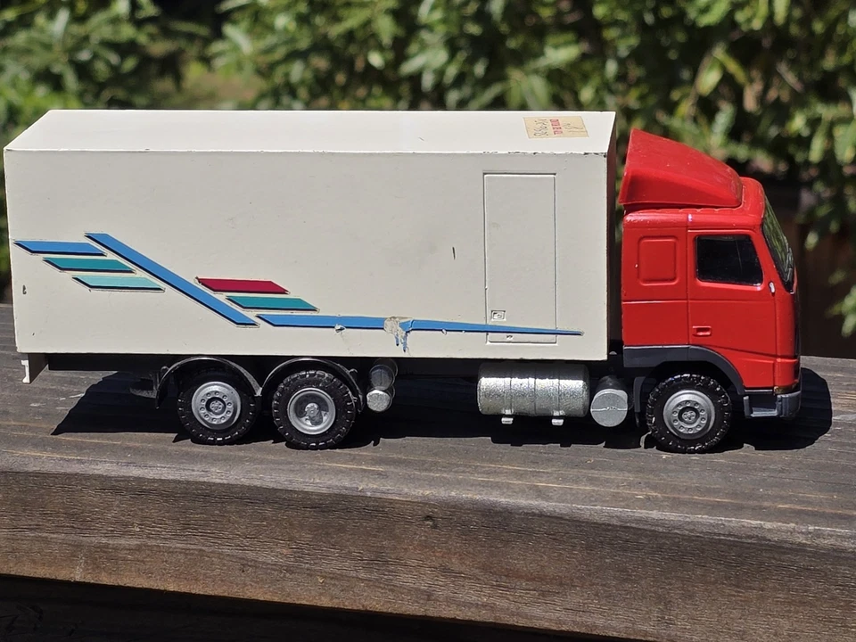 CONRAD VOLVO FH12 TRUCK & TRAILER Model# 4372 1/50 Scale West Germany Vtg. - Image 4 of 4