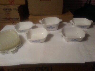 corningware blue cornflower individual casserole dishes with plastic lids