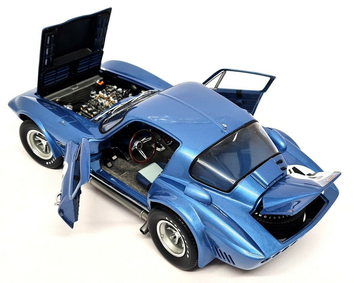 特価 exoto (1/18) コルベット Grand Sports Coupe Exoto 1/18 Scale - Chevrolet Corvette Grand Sport - #67