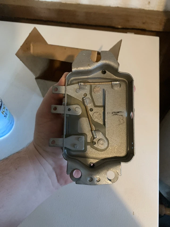 Delco Remy 1954 1955 Nash Rambler Statesman 6V regulador de voltaje 1118828 Foto 4 de 4