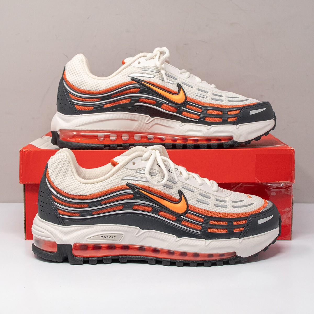 Men’s 8.5 Nike Air Max TL 2.5 Phantom/Total Orange — product photo 2 of 8
