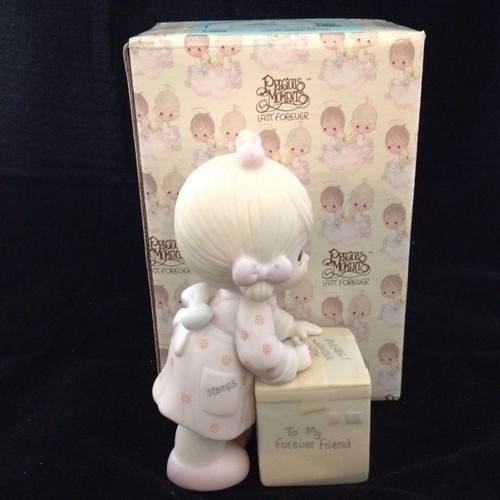 Vintage 1987 Precious Moments "Sharing is Universal" Figurine with Box - Picture 10 of 11