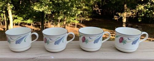 Set Of 4 LENOX CHINASTONE - POPPIES ON BLUE Coffee Mug Tea Cup USA 2.75” Tall